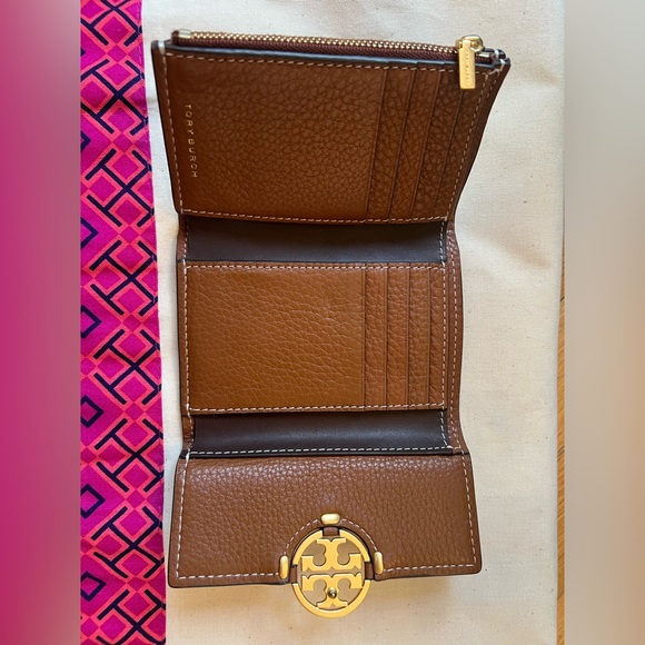 Tory Burch Miller Top-Handle Satchel & Matching Wallet Set - Picture 14 of 16